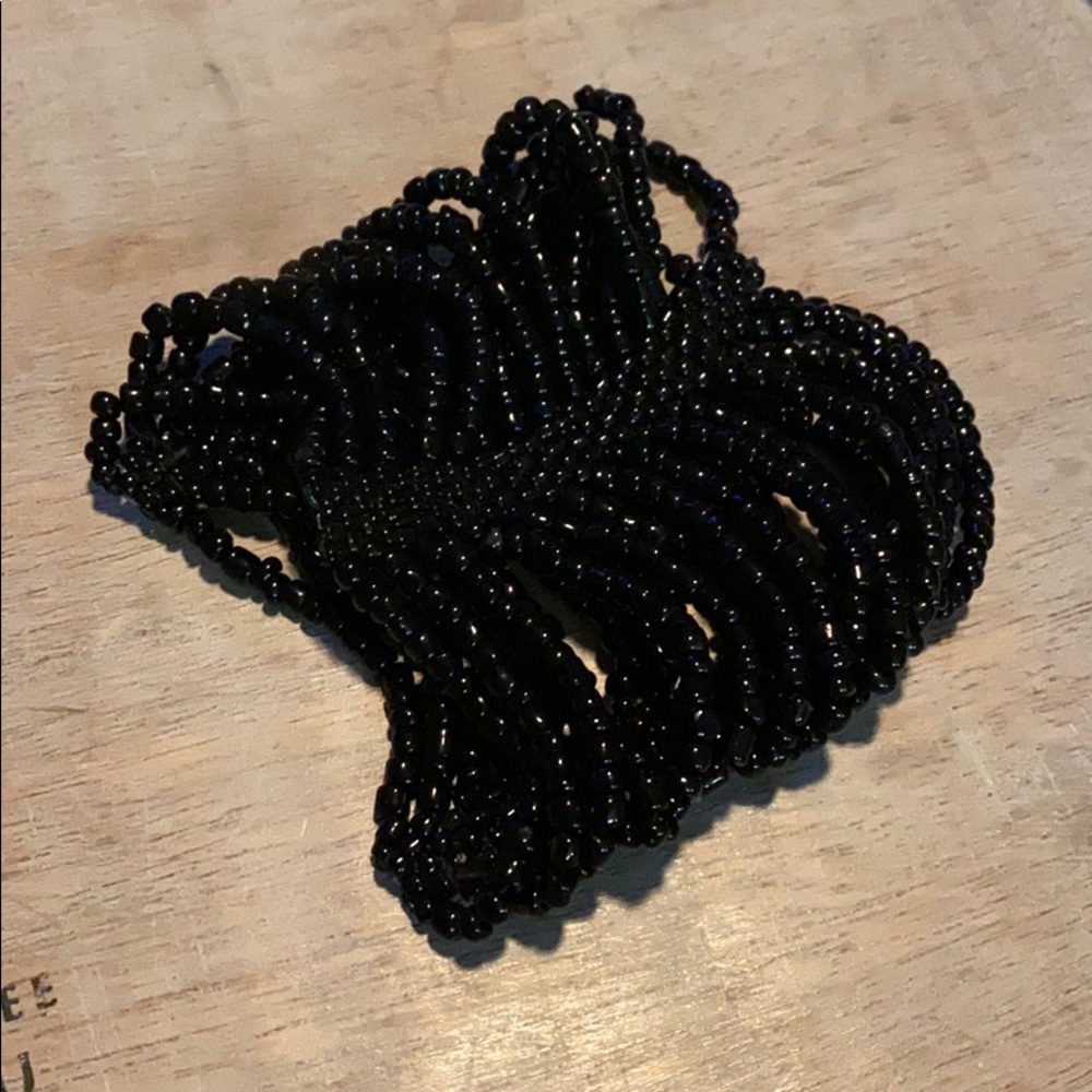 Black beaded bracelet